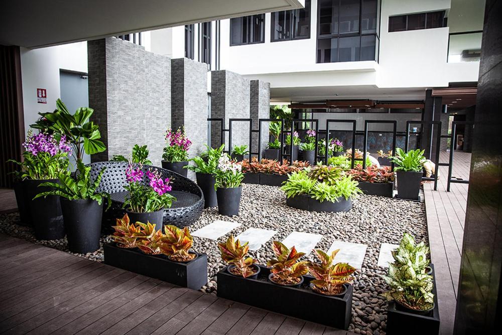 Beachfront Condo Escape 243 Rayong Exterior photo